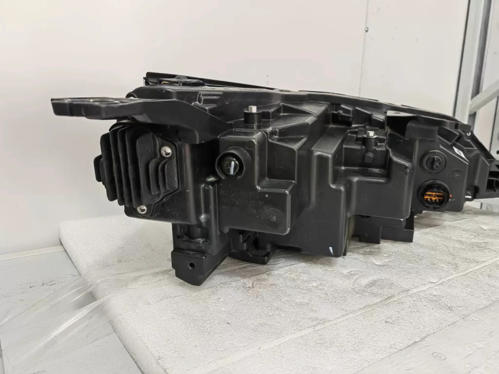 BYD Atto 3 Front Lights - Image 3