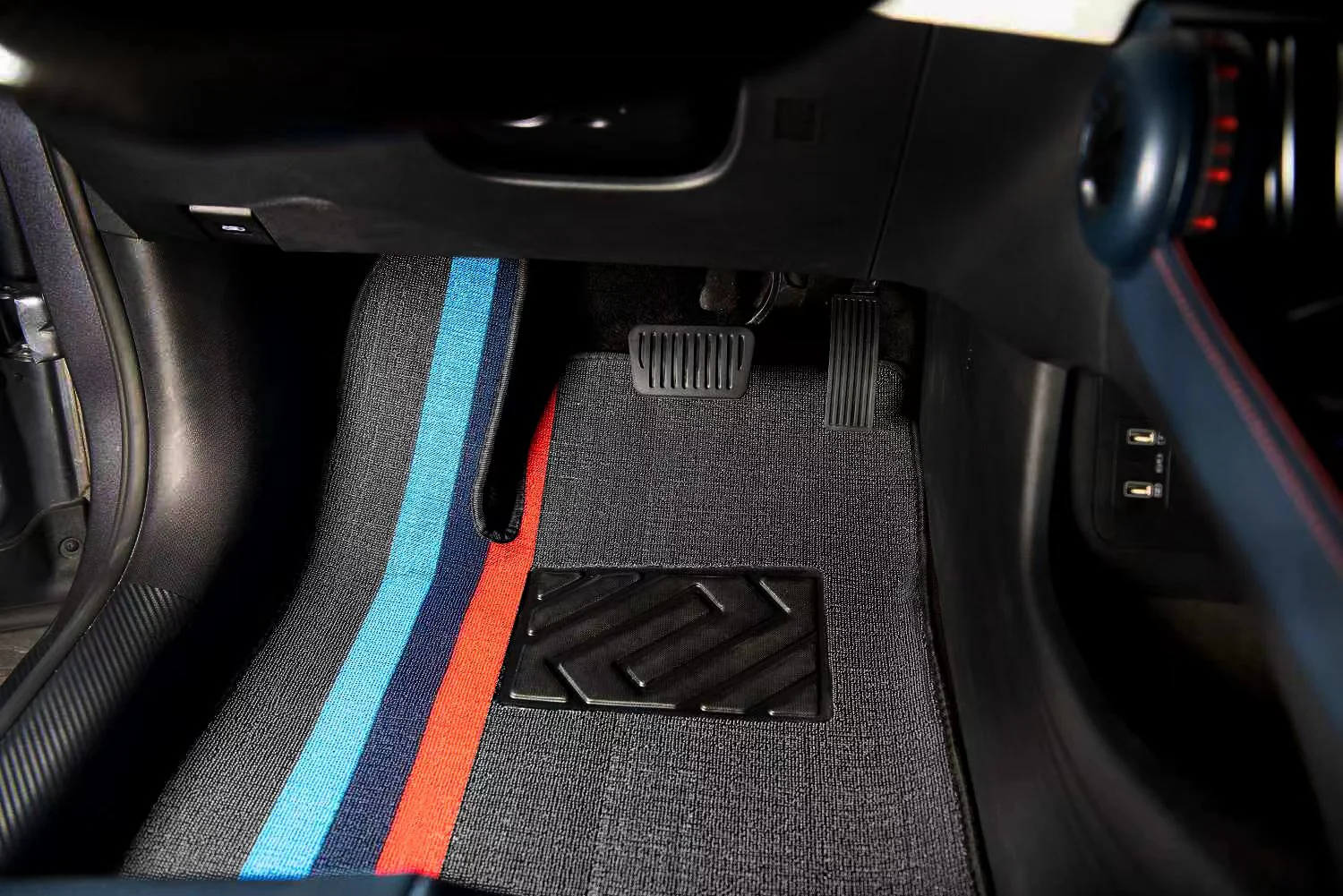 PET Floor Mats for BYD - Image 3