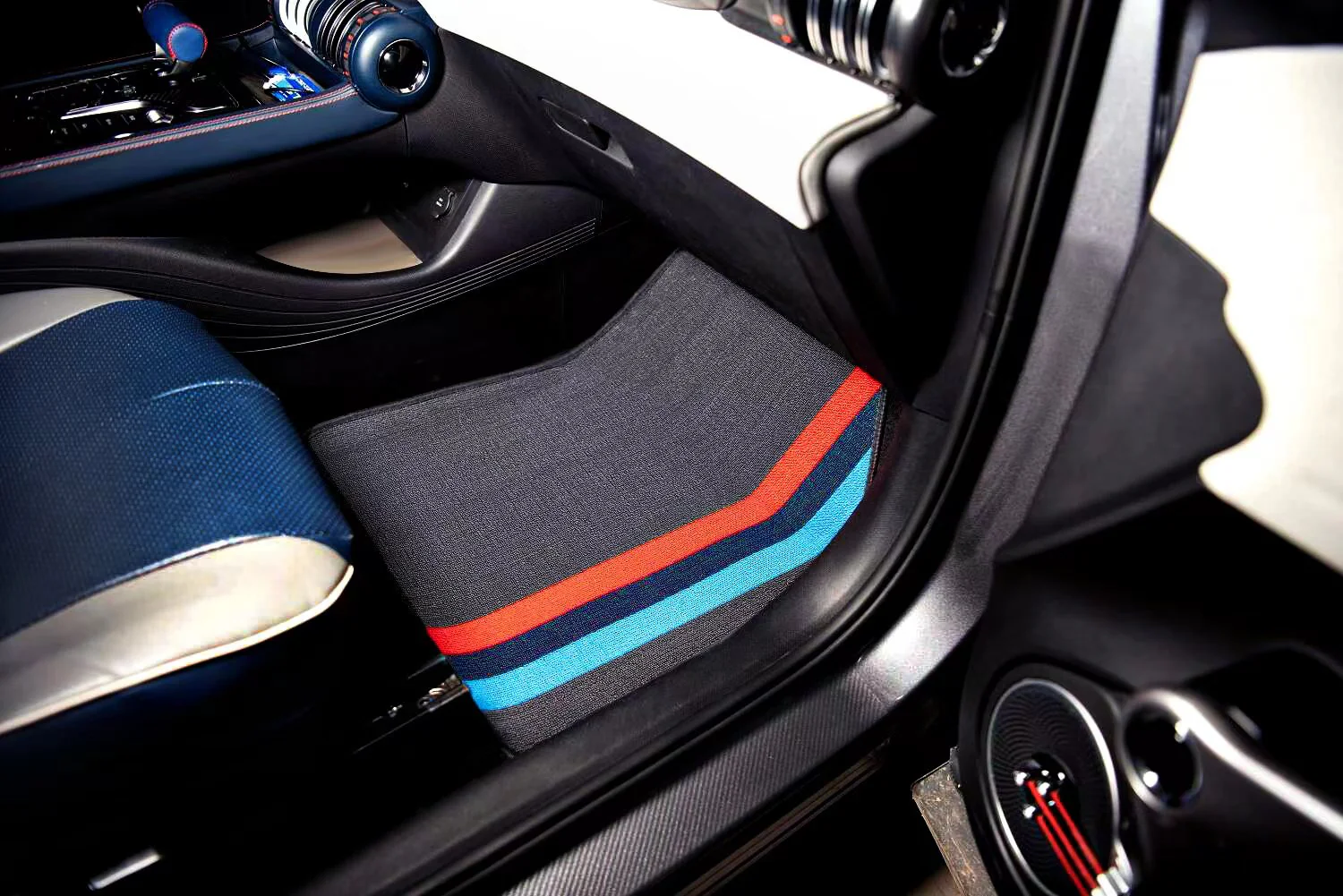 PET Floor Mats for BYD - Image 4