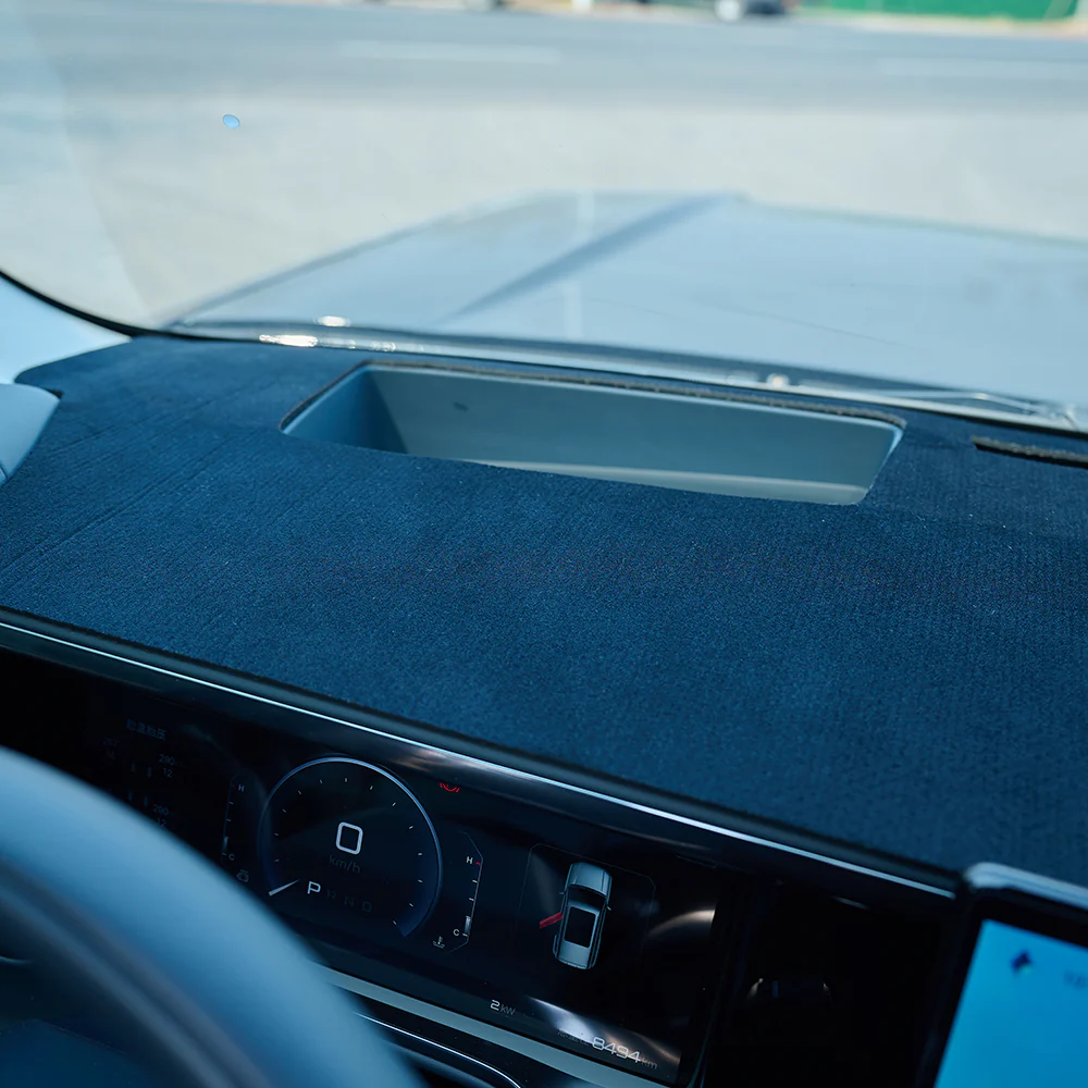 Dashboard Sunshade Mat for Denza B5 - Image 4