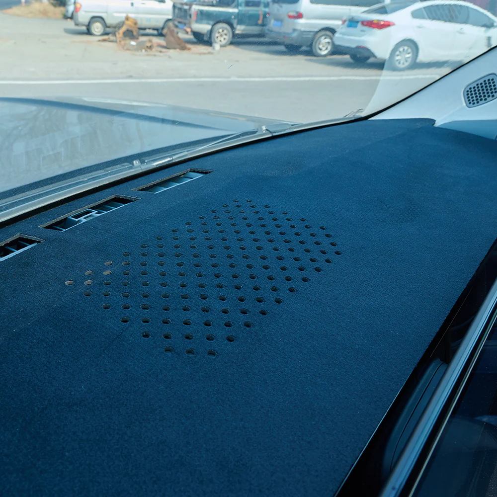 Dashboard Sunshade Mat for Denza B5 - Image 6