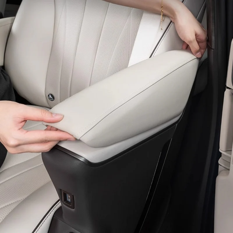 Denza D9 Middle Row Seat Armrest Cover - Image 5