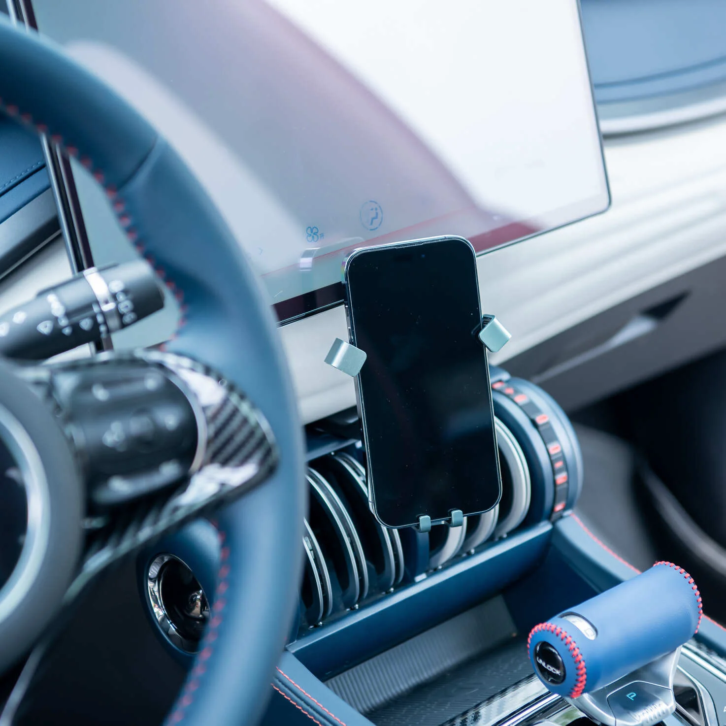 Phone Holder for BYD Atto 3 - Image 5
