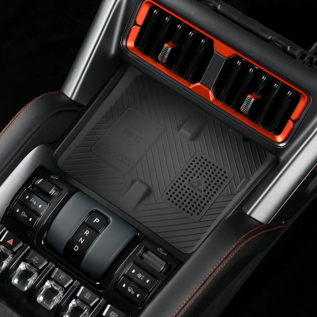 Wireless Charging Pad for Shark 6 - Image 5